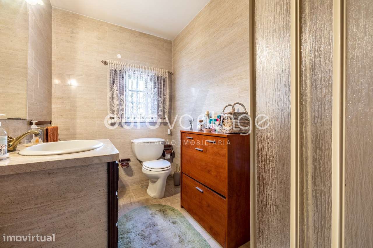 MORADIA T8 NO CENTRO DE LEIRIA-19