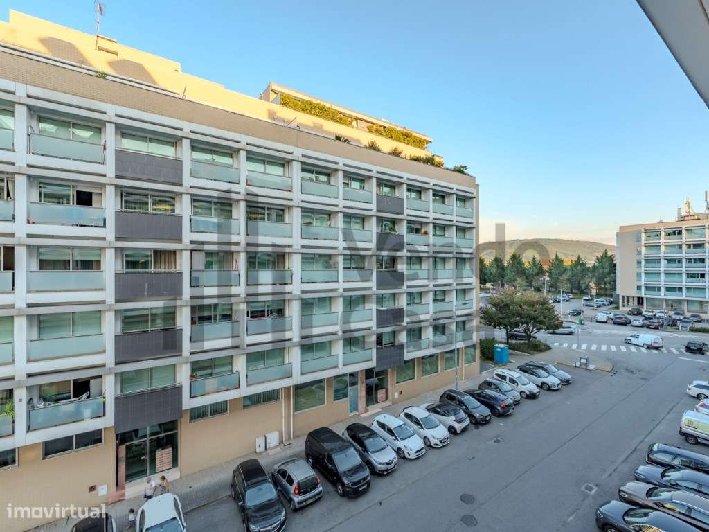 Vende- T3 - Ao Colégio D. Diogo de Sousa - Braga-1