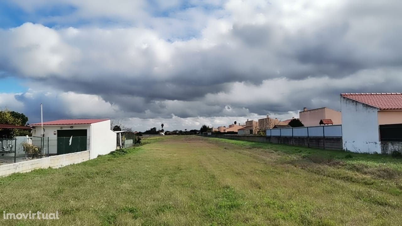 Tereno para construção muito bem localizado