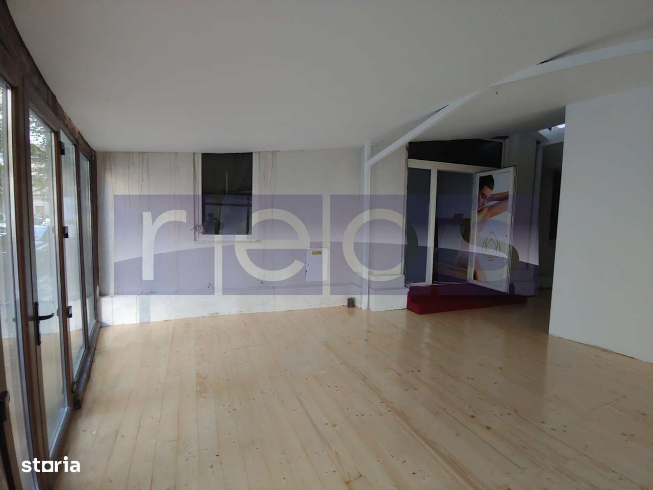 DE INCHIRIAT SPAȚIU COMERCIAL ZONA EMINESCU - Imagine principală: 2/20