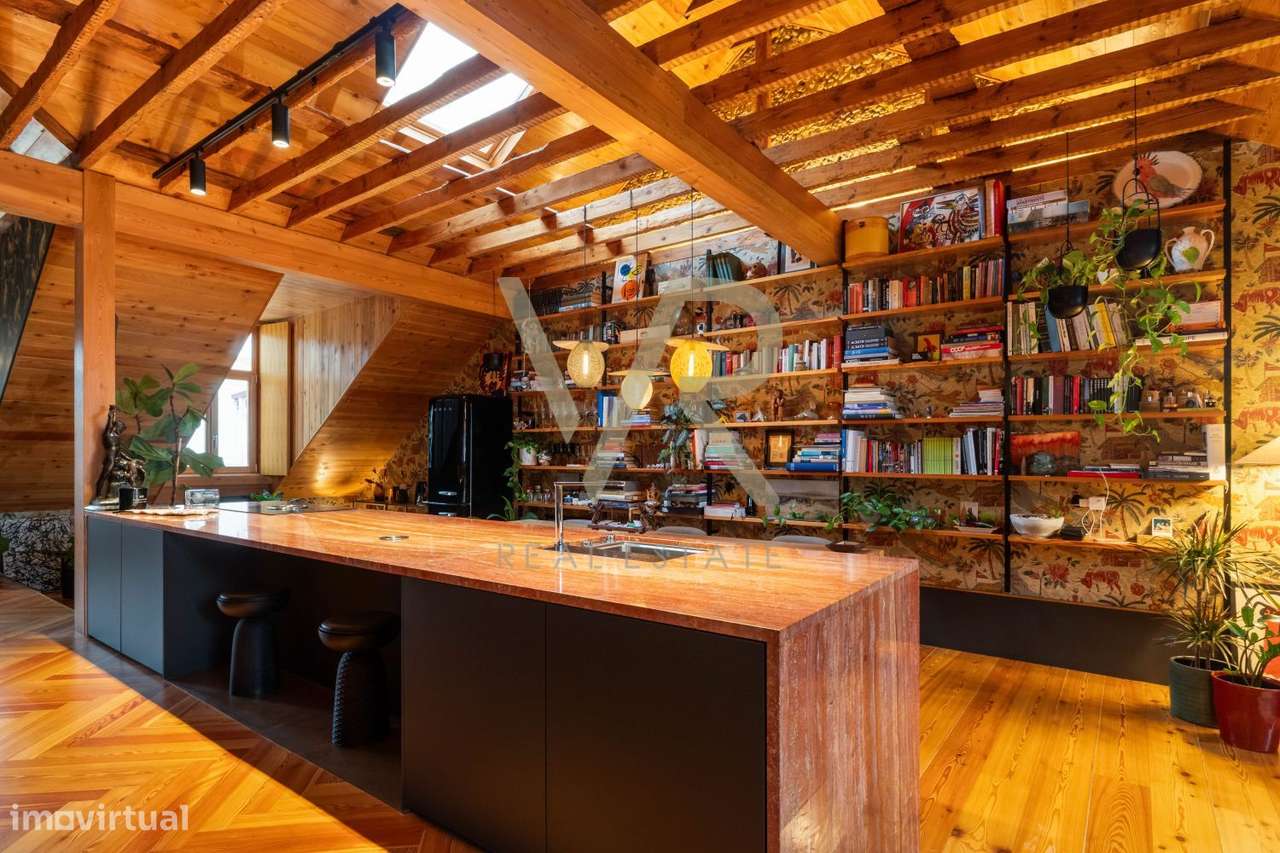 Loft único num edifício histórico de 1906 – charme, luz e exclusi-3