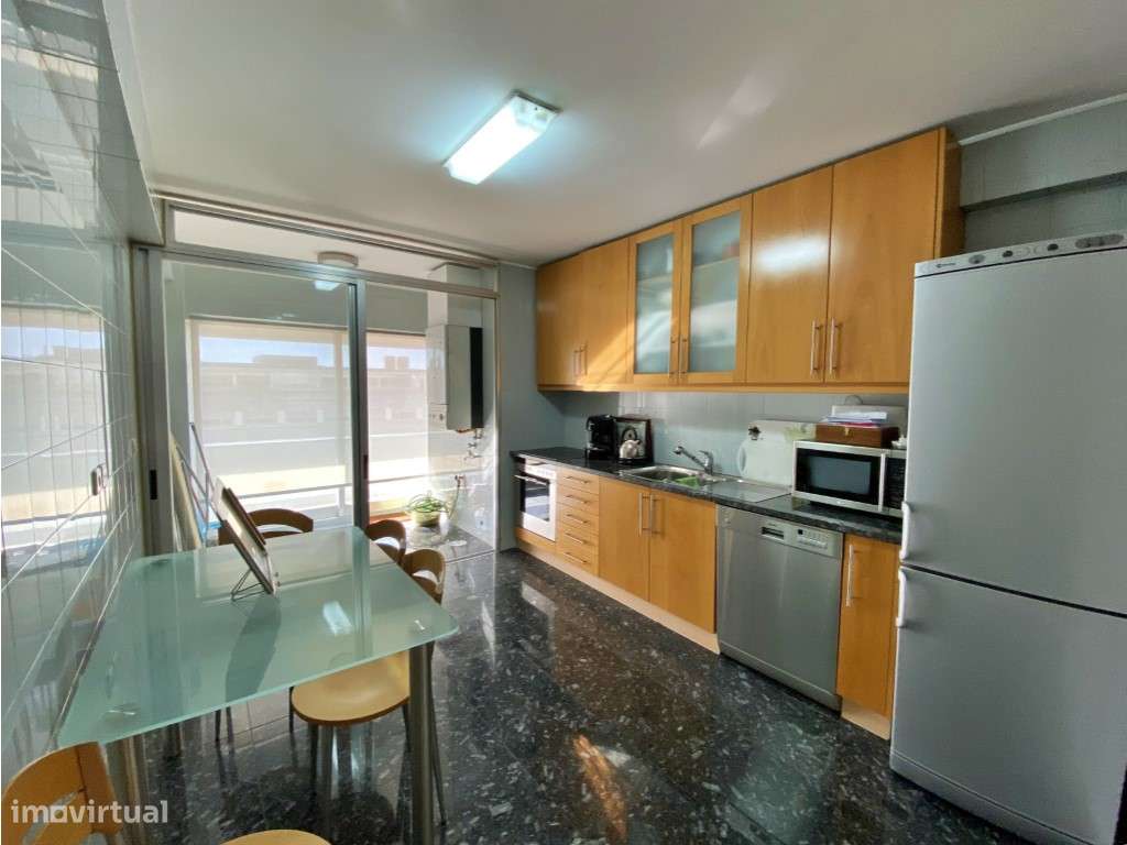 T2 em pleno centro da Maia - varanda e garagem - Grande imagem: 4/11