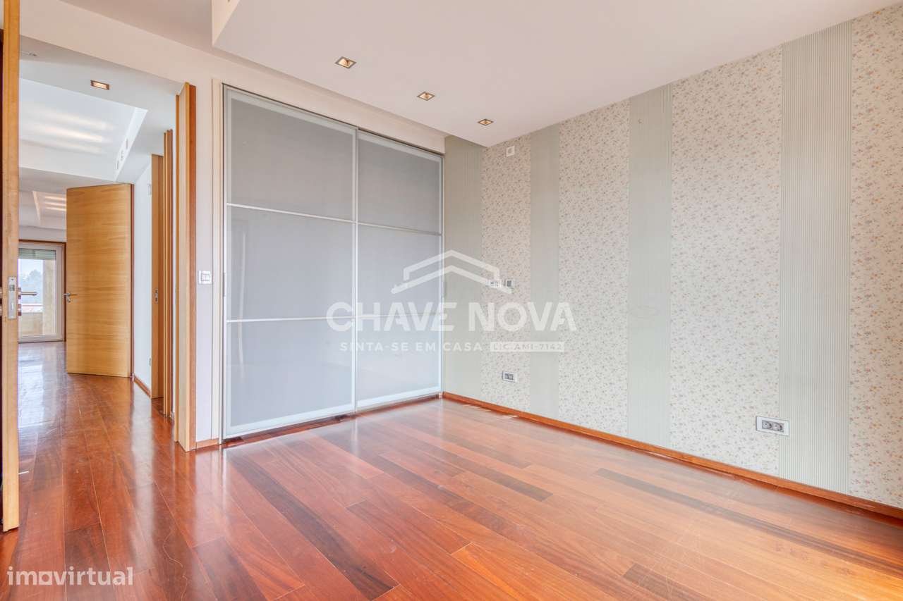 Moradia T3 Canidelo COMO NOVA com Piscina 4 Frentes-15