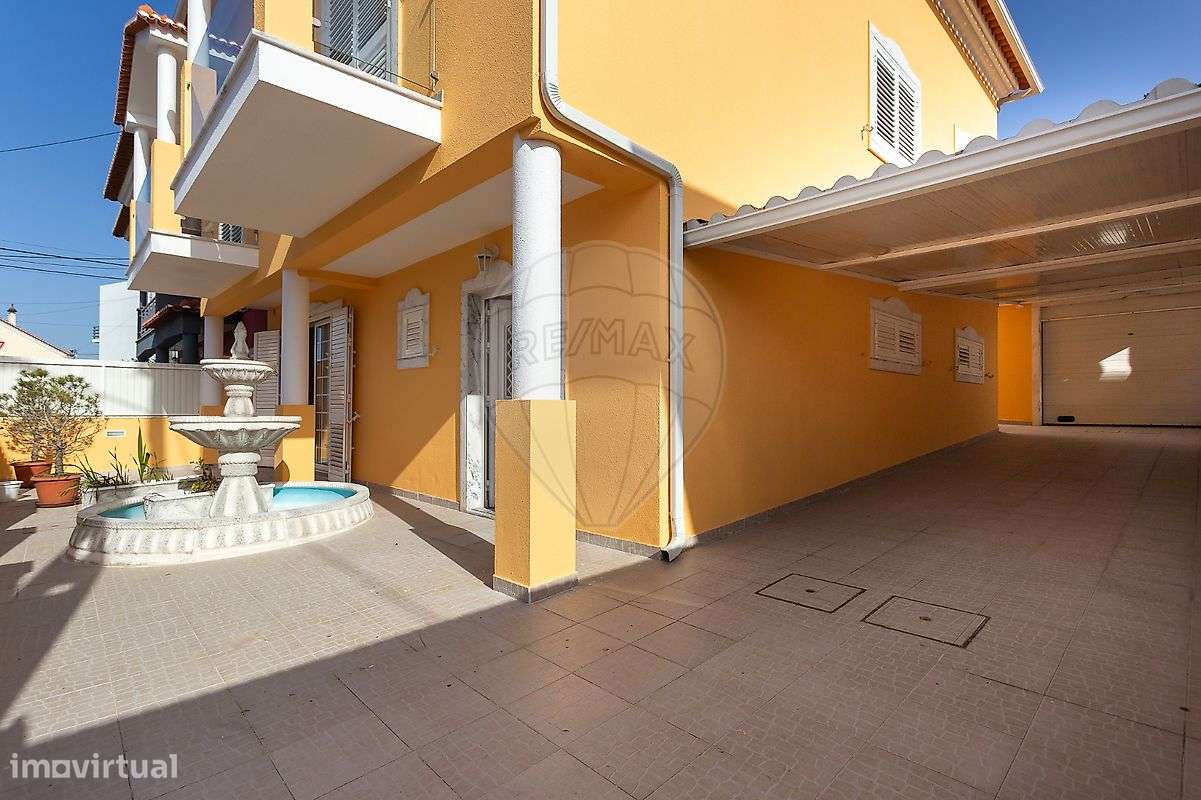 Moradia T4 para arrendamento - Grande imagem: 2/24