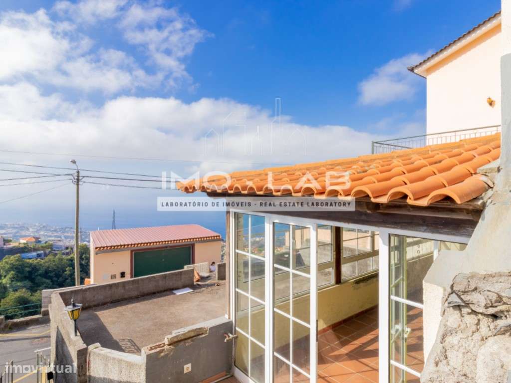 Moradia T2 - Ampla Garagem - Câmara de Lobos-20