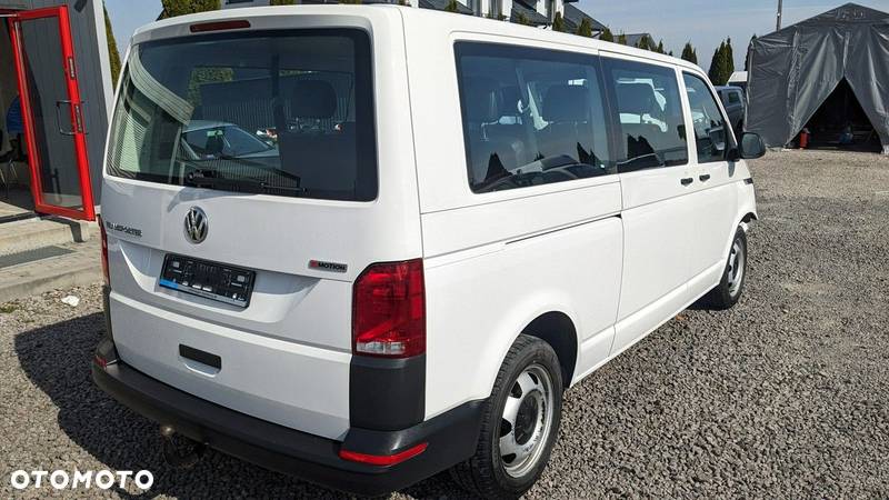 Volkswagen Caravelle - 5