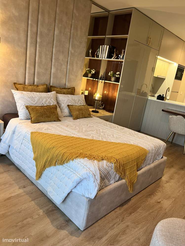 Apartamento de Luxo Mobilado com vista sobre o Rio Douro e Porto . - Grande imagem: 5/24