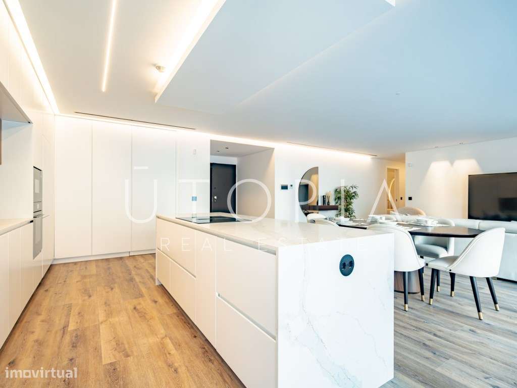 T4 novo com terraço, sala de cinema e piscina - D. João III Prestig...-51