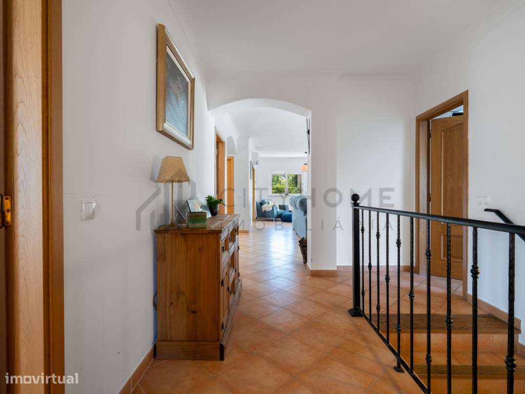 Moradia T3 Renovada com Piscina e Jardins Privados, a Dois Passos d...-13