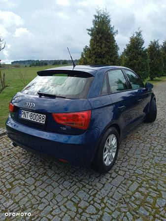 Audi A1 1.6 TDI Sportback design - 2