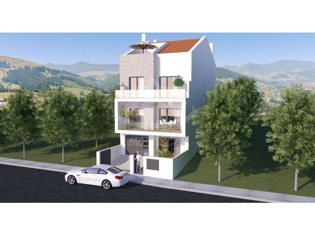 Moradia T4 com garagem e jardim no Bairro Alto de São Lourenço, San... - Grande imagem: 4/20