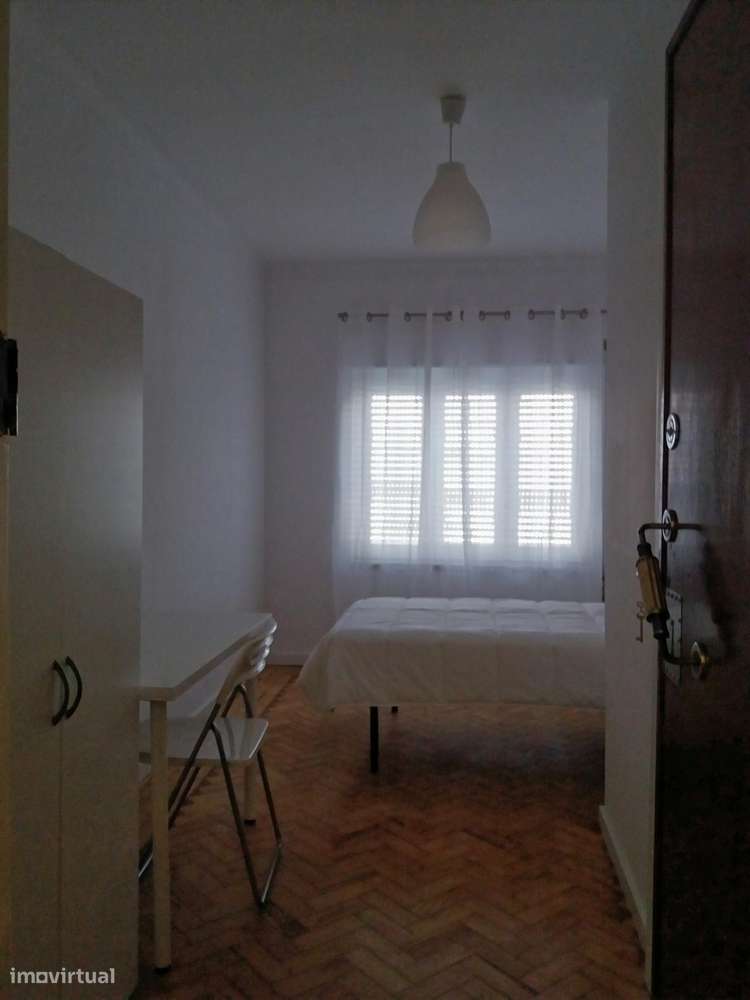 Quarto em Almada - Grande imagem: 4/6