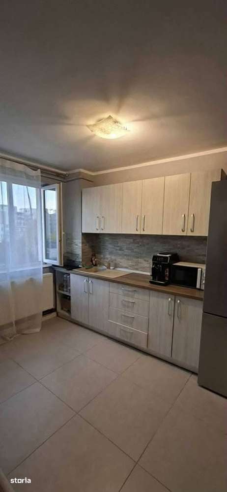 cv 103 V.Alecsandri, apartament 2 camere decomandat, etaj III-0