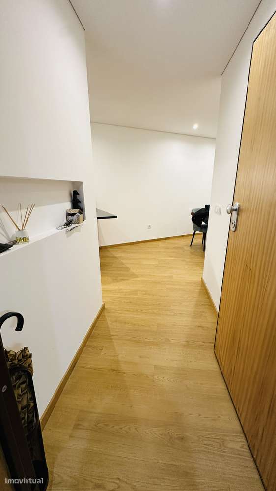 T2 PRONTO EM CONDOMÍNIO C/ PISCINA-13