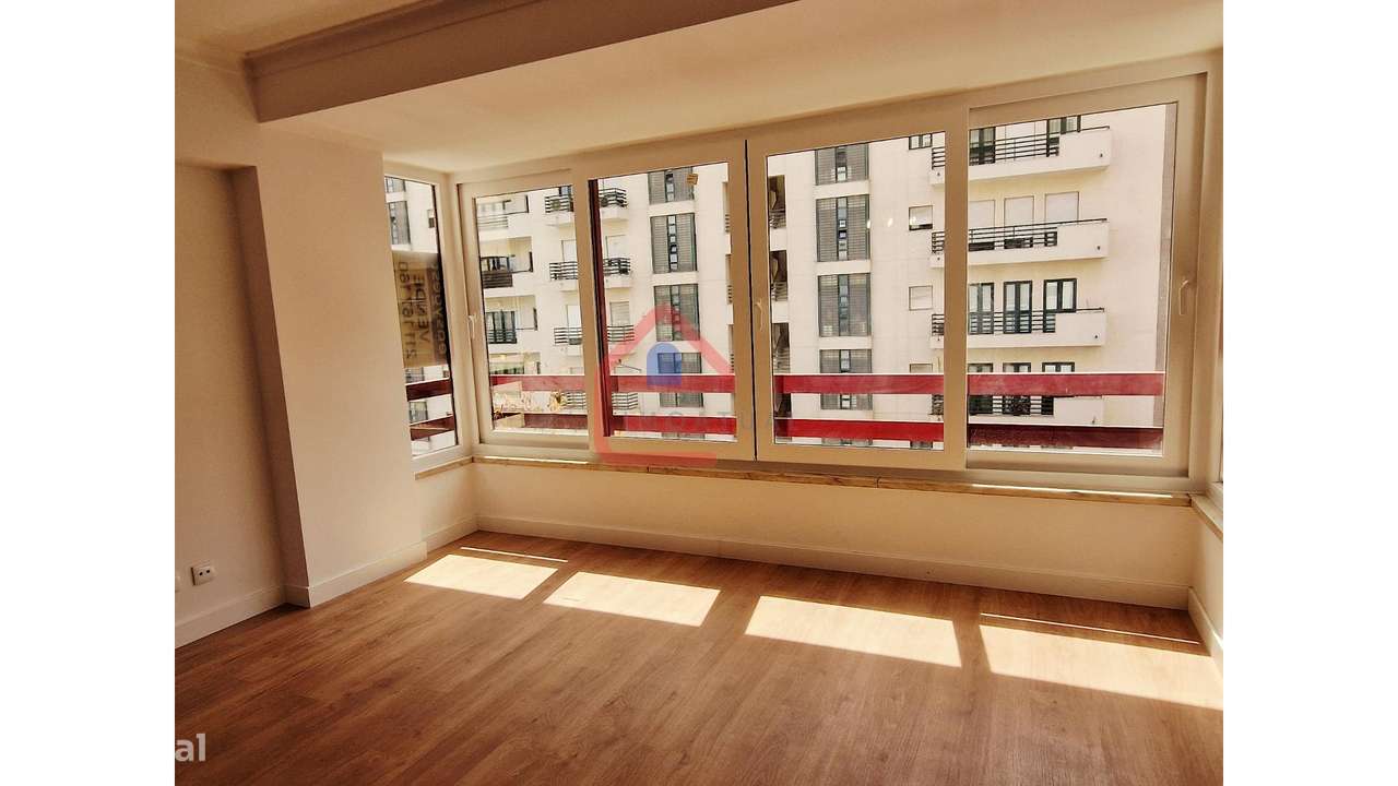 Apartamento T3 em Benfica-10