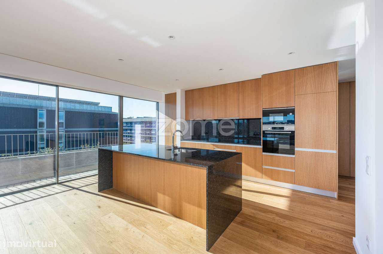 Penthouse T4 Nova Matosinhos Sul