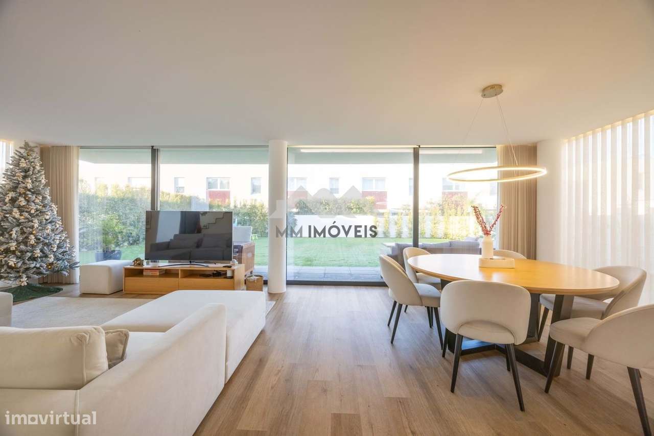 Moradia T3+1 | Vila Chã | 2024 | Luxo | 4 Frentes | Jardim | 2 Pisos | - Grande imagem: 5/60