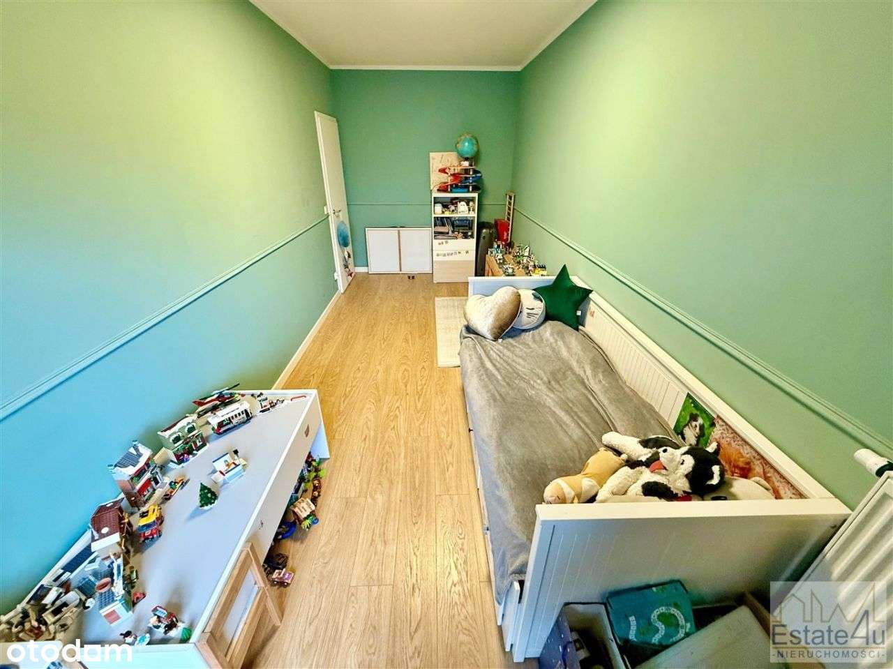 3/4 pok, 2 garaże, 2 tarasy, do wejścia. Ceglana-9