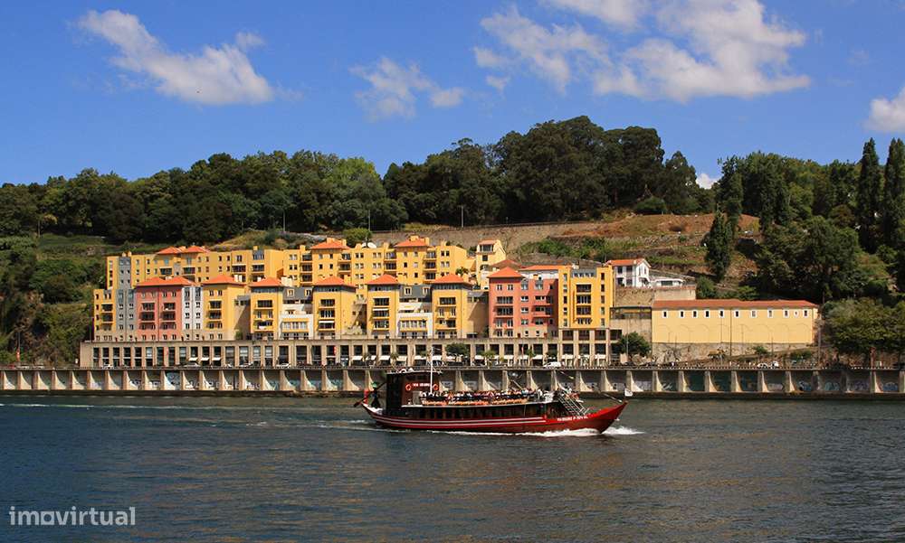 Apartamento T3 de luxo junto ao Douro - Grande imagem: 2/27