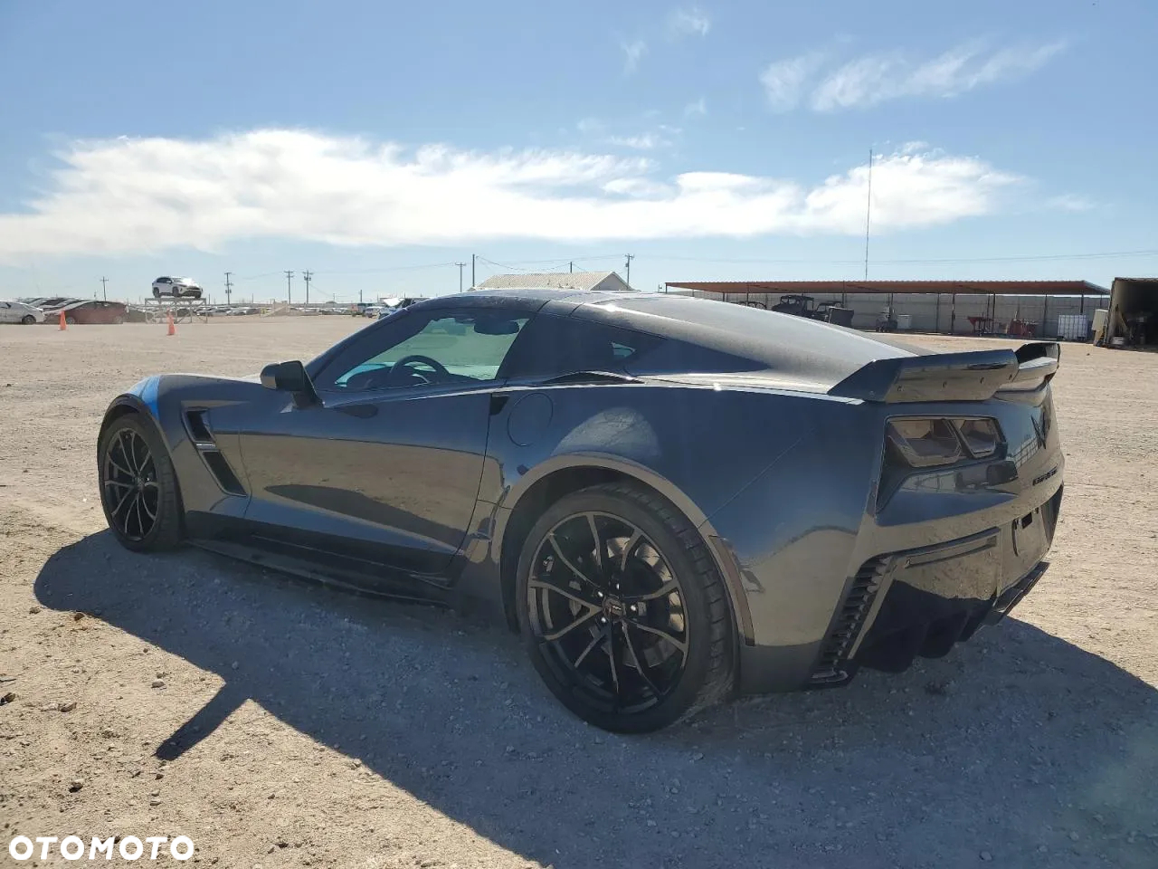 Chevrolet Corvette - 5