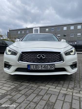 Infiniti Q50 - 2