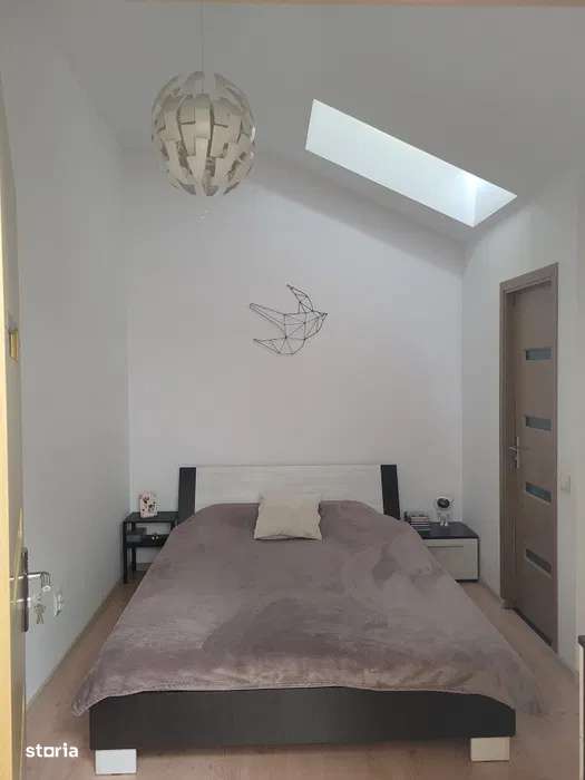 Apartament 4 camere, cu scara interioara pe 2 nivele APAHIDA - Imagine principală: 4/8