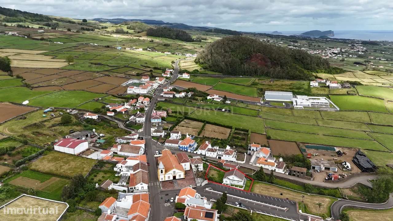 Moradia T3 em Santa Bárbara - Ilha Terceira-5