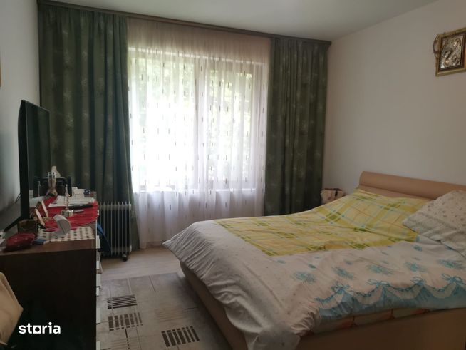 Vila P+E, Bascov/Valea Ursului, teren 1017mp, partial mobilata-7