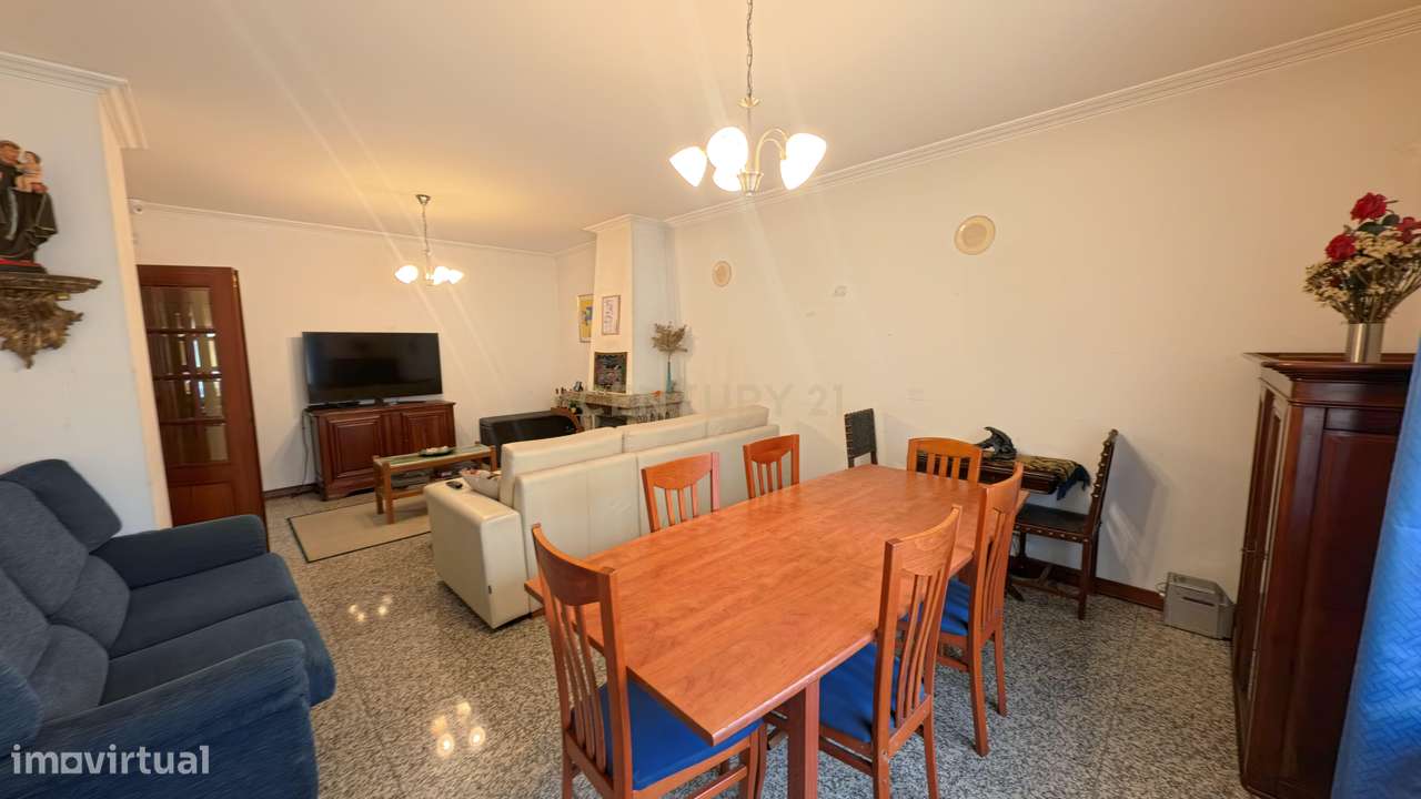 Apartamento T3 duplex em Viseu - Grande imagem: 2/16