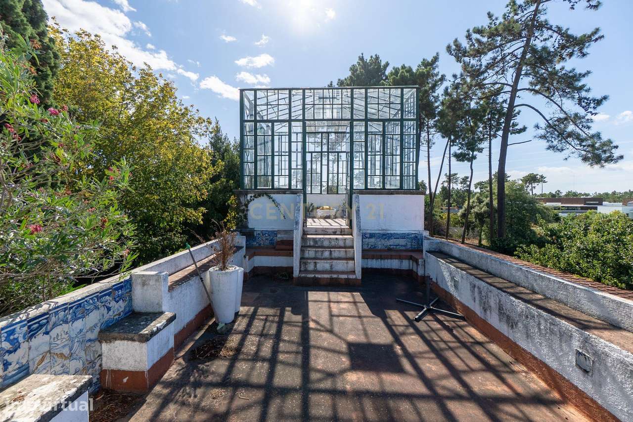 Vila de Prestígio T7+2 com 5.000 m² de Privacidade na Verdizela-55