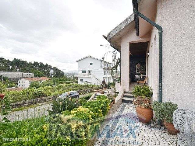 Moradia T3 - Lordelo, Paredes-16