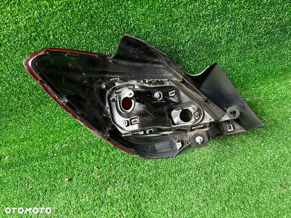 Opel Corsa E 14- lampa tył prawa tylna prawa 460034366 - 2