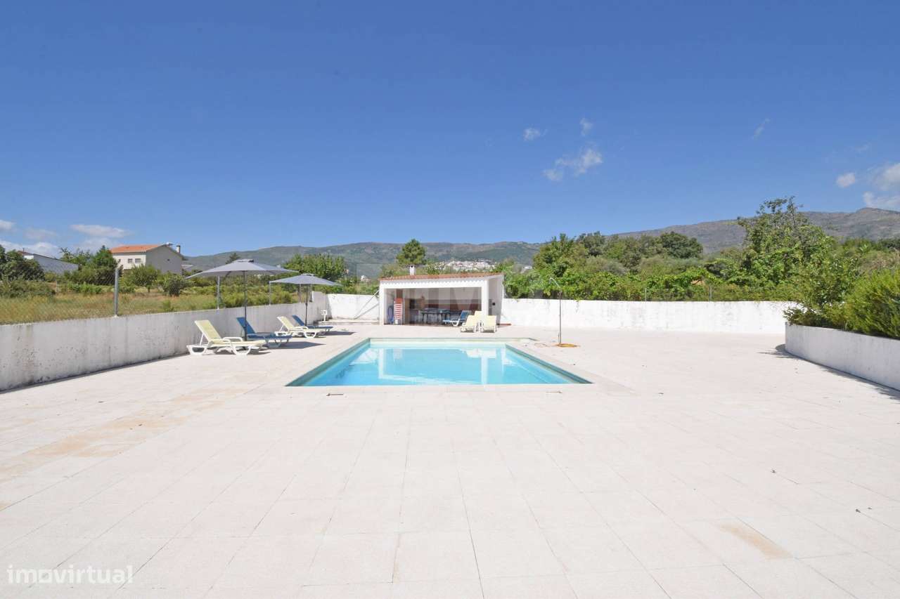 T4 c/ Piscina, Garagem e Sótão | Quinta do Covelo | Covilhã-26