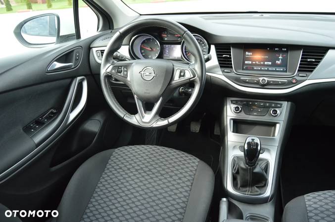 Opel Astra 1.6 CDTI Sports Tourer Active - 16