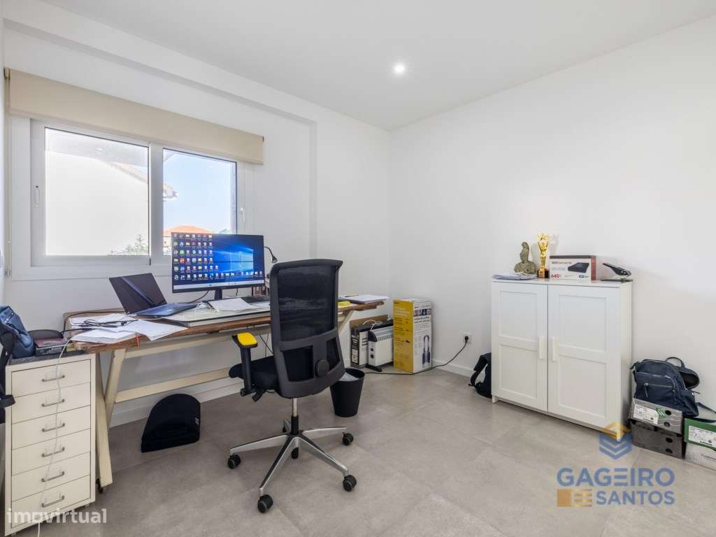 Moradia T4 - Moderna, Inteligente e Eficiente-29