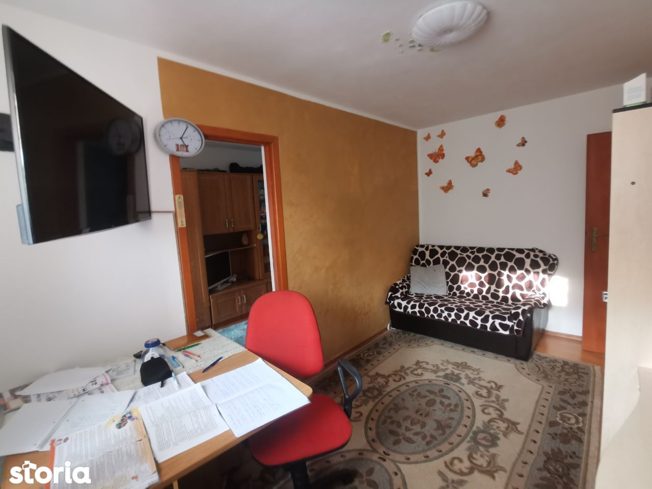 Milcov - Kaufland, Apartament 2 camere, etaj 3/4, cu balcon, Mobilat