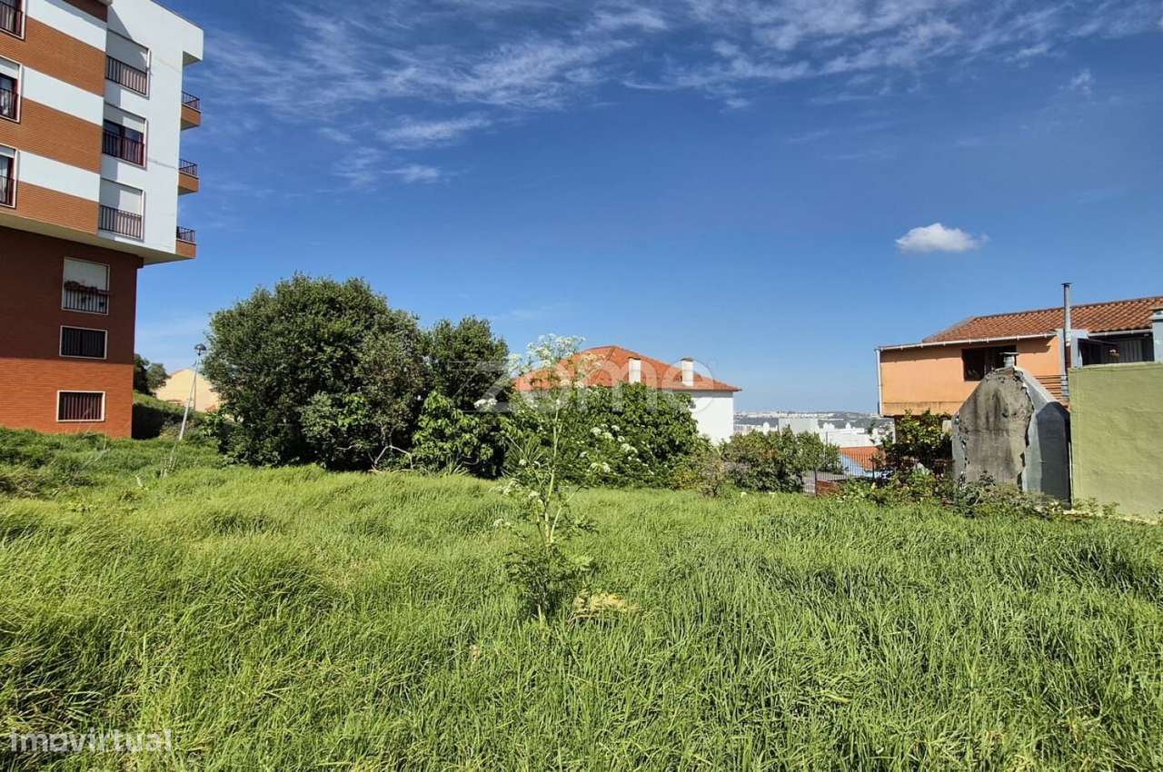 Terreno Urbano para Construção Amadora-9