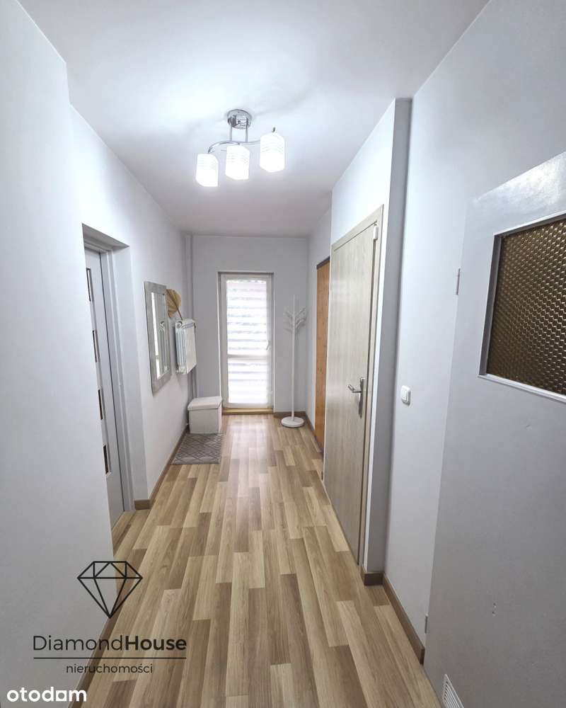 Funkcjonalny dom w Żyrardowie - Pełny obrazek: 5/14