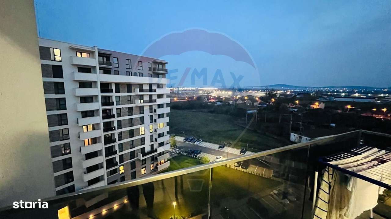 Apartament cu 3 camere de vânzare în zona Nufarul-11