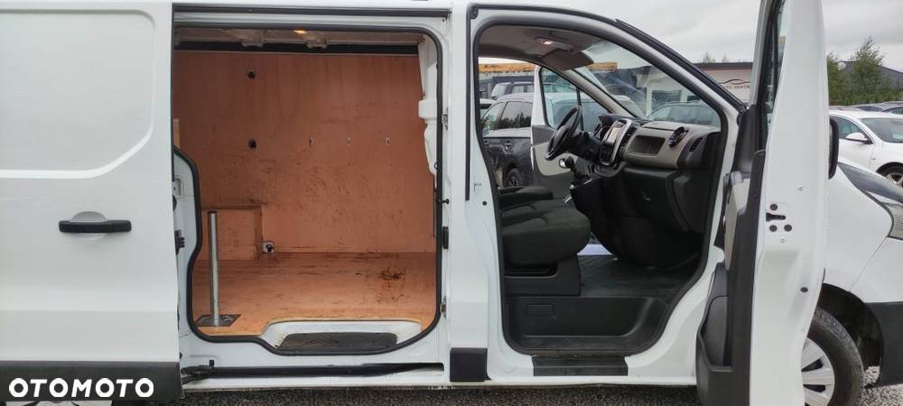 Renault Trafic - 21