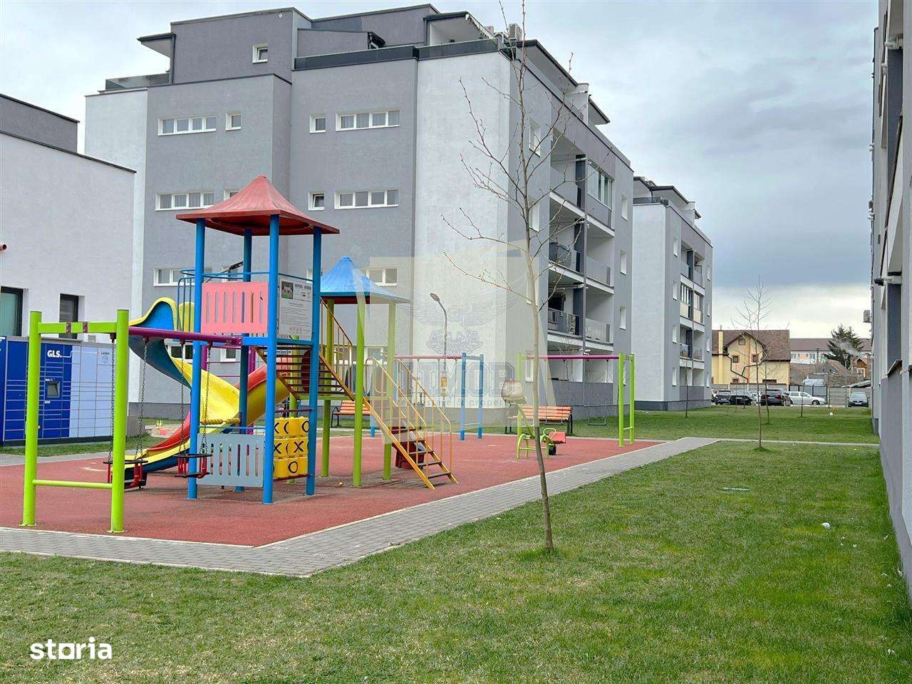 Apartament  3 camere terasa si loc parcari in Kogalniceanu-0