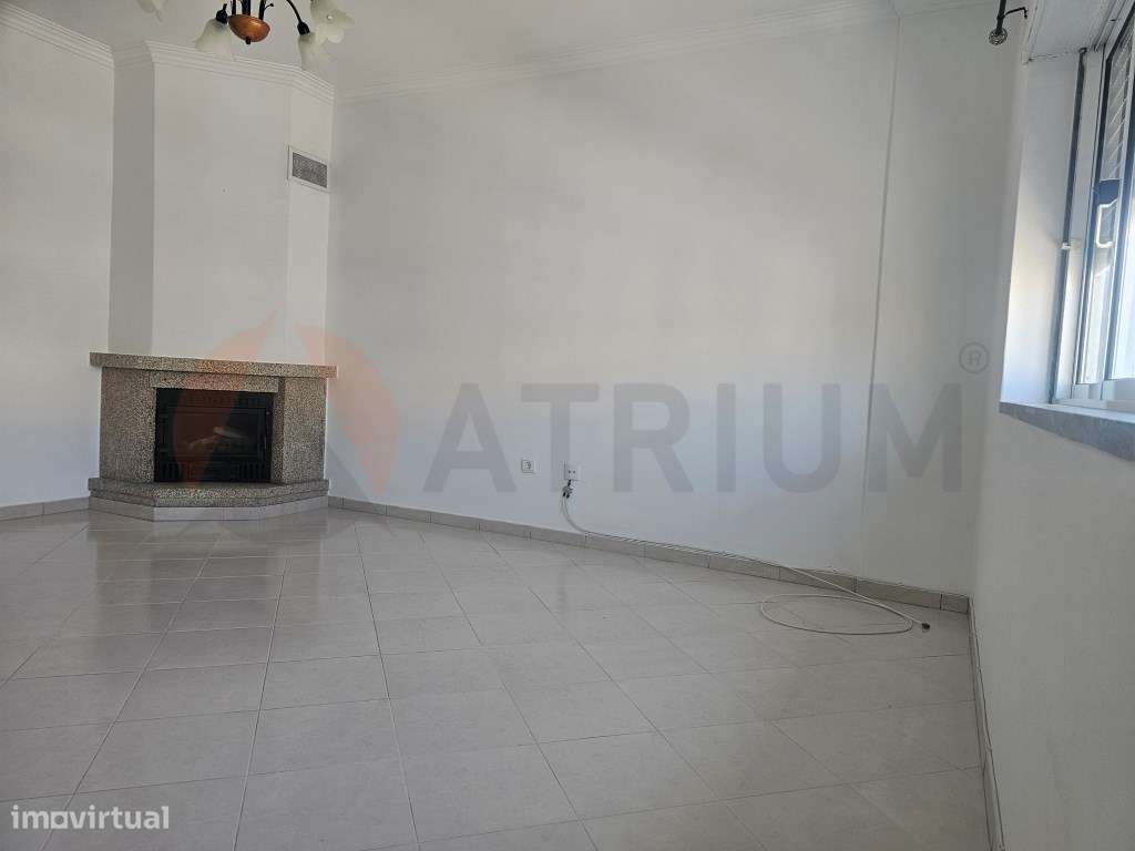 EXCLUSIVO | T2 COM 82m², ELEVADOR E LAREIRA NO VALE DO COBRO - SETÚ...-9