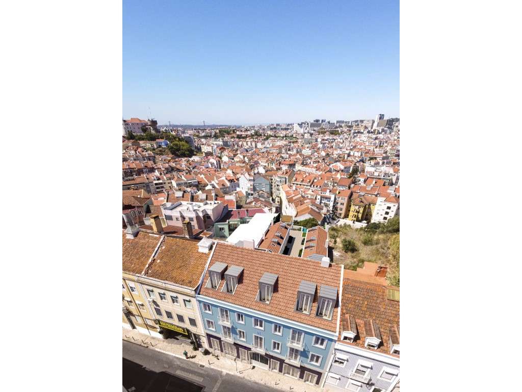 Apartamento com vista num condomínio com Jardim e piscina Arroios-30