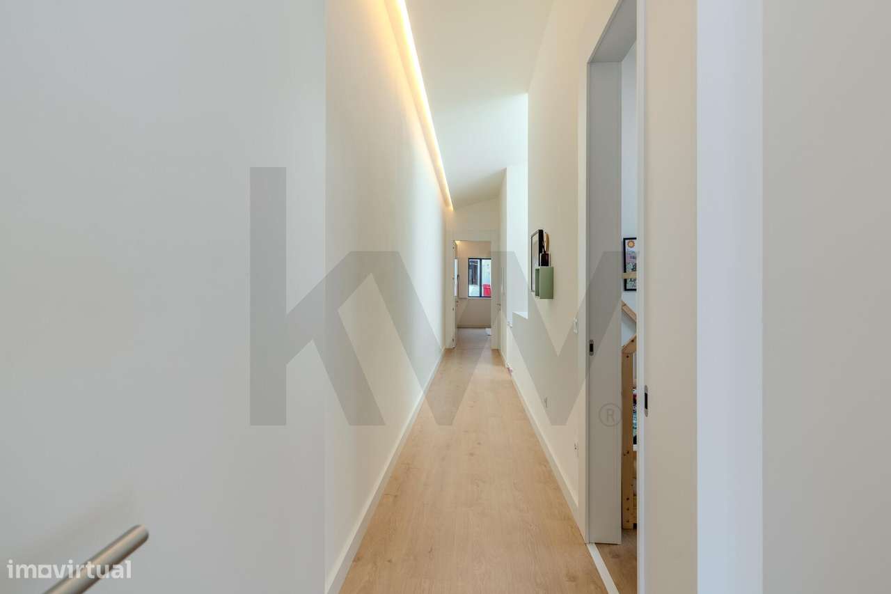 Moradia T3 nova, no centro de Aveiro-12