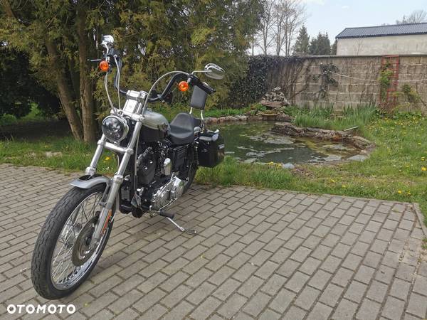 Harley-Davidson Sportster Custom 1200C - 2