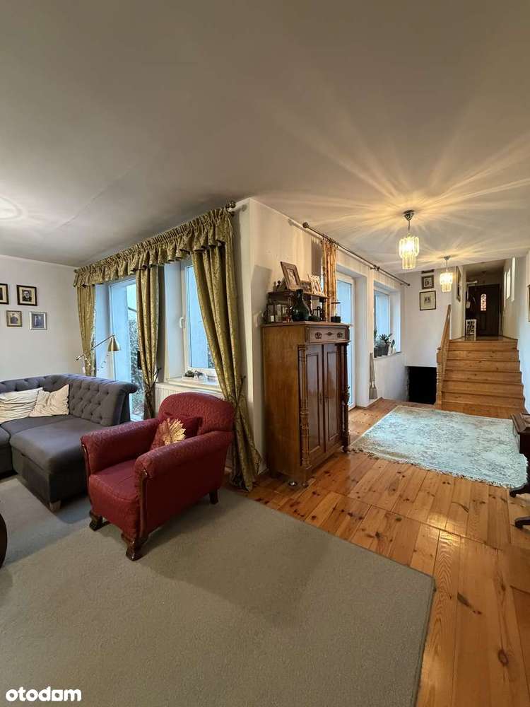 Ul.Lotnicza/5pok/cztery poziomy/ogród/garderoba/garaż/siłownia-2