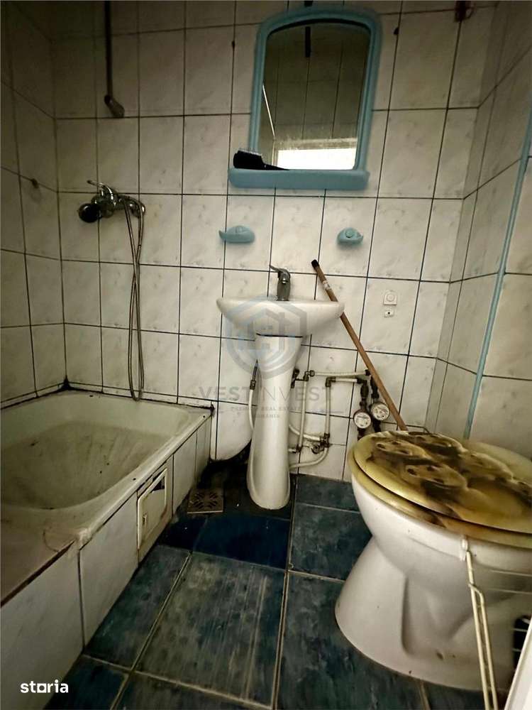 Garsoniera etaj 3 Aluminei - Imagine principală: 5/5