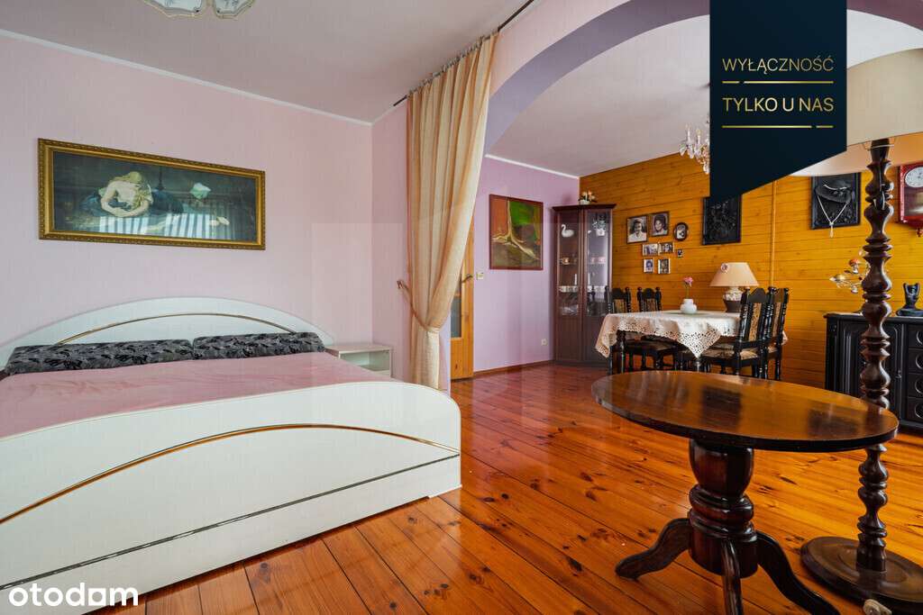 Dom z dwoma lokalami mieszkalnymi w Rumi-4