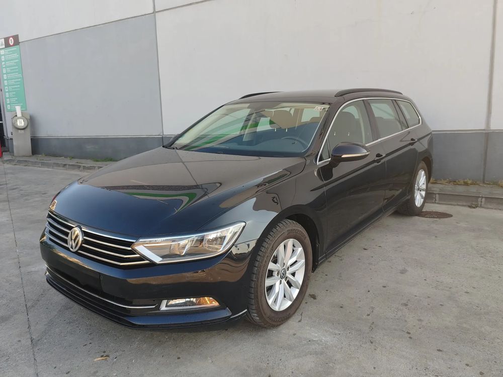 Volkswagen Passat B8 [2014 - Prezent] 2.0 TDI (BlueMotion Technology) Comfortline 2015