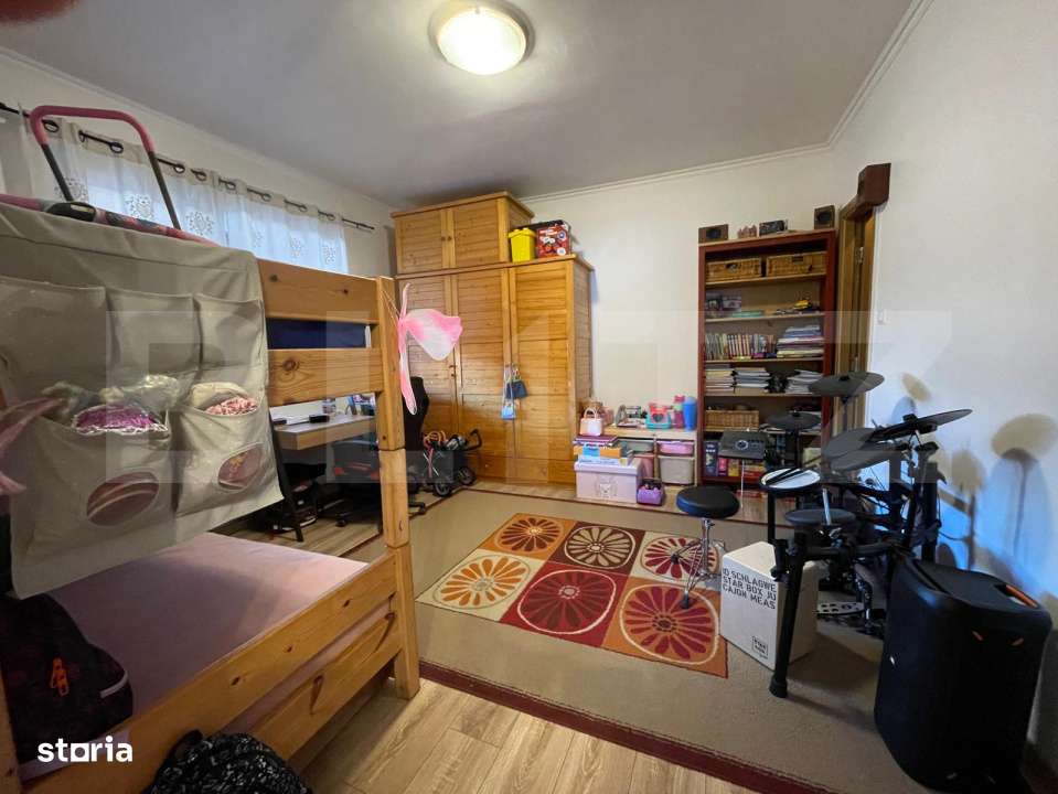 3 apartamente la casa de vanzare, singur in curte, 150 mp, zona centra - Imagine principală: 5/14